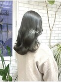 オリーブカラー
