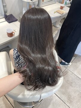 ザックラフィネ(ZACC raffine) グレーベージュ/透明感カラー/レイヤーロング