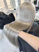 人気のナチュラルストレート【縮毛矯正】毛先にコテ巻きもOK