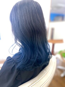 ベビードールプラス(Baby doll Plus) グラデーションカラーに重めロング