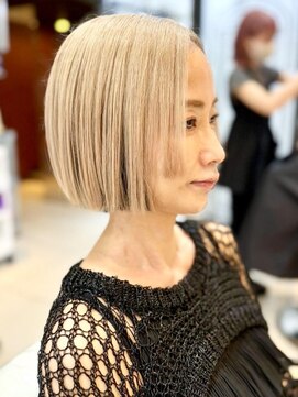 ザビー(THE B) 本八幡×ショートボブ×ケアブリーチ×顎ラインボブ