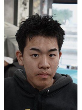 ツークツワンク バーバー 新宿(ZUG2WANG BARBER) スパイキーショート