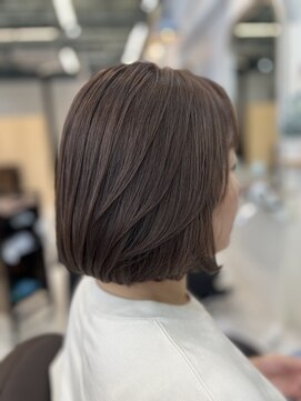 アオカマクラ(a-o Kamakura) グレージュボブレイヤー