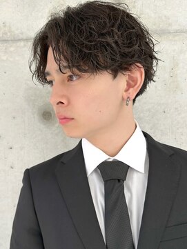 ロンドガルマン 名古屋(Lond GULLMAN) 【Lond GULLMAN江村】スーツにも決まる大人パーマ