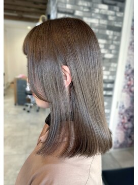 プリームヘアーホワイト(Pleame hair WHITE) オリーブベージュ