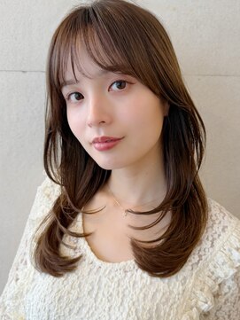 トリコ ショップアンドヘアサロン(tricot shop hair salon) 小顔見え叶える顔まわりレイヤーで柔らかく動くロングヘア