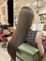 ソレイユ 新宿御苑前 (SOLEIL) スーパーロングストレート×ミルクティーアッシュ