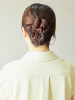 アース 上大岡店(HAIR&MAKE EARTH)&nbsp;後ろ姿が美しい大人の編み込みシニヨンヘアセット【上大岡】
