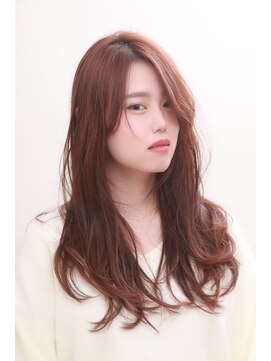 アマネク(AMANEQ by THISCOVER.) アンニュイストレート/センターパート／担当タナカケイジ