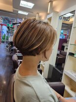 榮美容室 本店 ショートボブ
