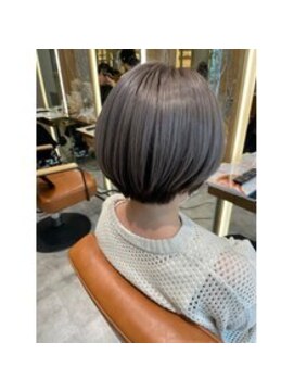 オレロ 国立(olelo) 大人ガーリー/似合わせカット/リバースセンターパート/国立