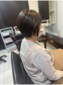 ショートスタイル＋白髪ぼかしカラー