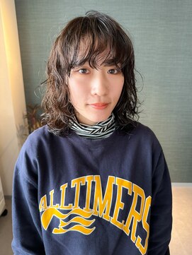 アム(amu) 【くせ毛×パーマ】ミディアムウルフ×くるくるパーマ☆