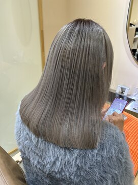 ジーナ 浦和美園(Zina) グレージュ＊ブリーチあり＊