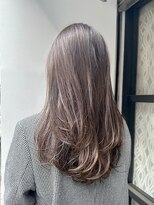 ジアン(GIEN)&nbsp;レイヤーカット/グレージュカラー＠高岡