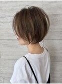 ショートボブ×透明感カラー
