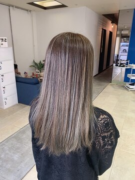 エミタス ヘア リゾート(EMITAS Hair Resort) 暖色カラー/ハイライト