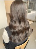 アッシュグレー