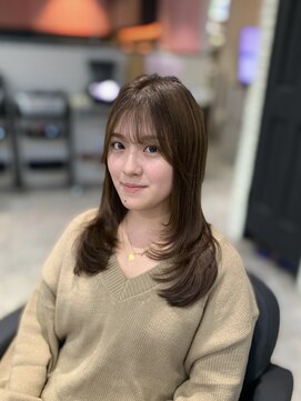 シェス 梅田茶屋町(shes) 大人可愛い！レイヤースタイル/ アリサ