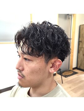 タスクヘアー(task hair) ケアパーマ縦落ちツイストスパイラル×アップバングショート