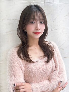 オーロ(ORO) ■中顔面短縮レイヤースタイル(20~40代に人気)