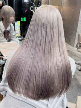 サンク 原宿 表参道(cinq) 韓国ヘア顔周りレイヤーミルクティーベージュグレージュカラー