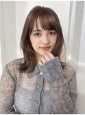 レイヤーカット　ミディアムレイヤー　透明感カラー