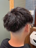 スタンドバーバー 柏(STAND BARBER)&nbsp;リバースセンターパート/ニュアンスウルフ/ダウンバング/柏