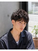 バグズ(Baguz) 王道波巻きツイストスパイラルマッシュコンマヘア
