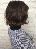 切りっぱなしボブ×ゆるふわパーマ