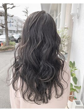 チャプター 問屋町(chapter) ブリーチなしオリーブグレージュ顔まわりレイヤーカット韓国ヘア