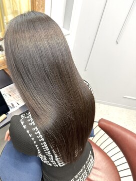 レス 仙台(Less) 【広がりを抑え艶の出るグレーブラウン】髪質改善メテオカラー