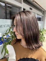 アイリス(IRIS)&nbsp;ミルクティーベージュ