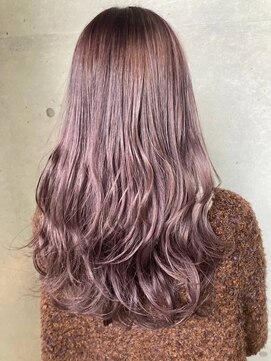 リバレッジ 白金(Leverage) ピンクベージュ:Erika Fukunaga