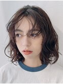 顔周りレイヤーカットくびれヘアミルクティーベージュカラー