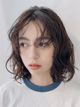 ノイ(noi) 顔周りレイヤーカットくびれヘアミルクティーベージュカラー