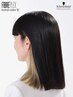 話題の“白髪ぼかしハイライトショートヘア