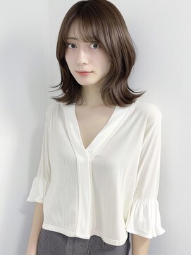 クラン(Chlan) 外ハネくびれ×アッシュブラウン