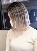 ブリーチ韓国ヘア美髪ホワイトグレージュミディアム_ba372451
