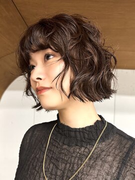 トゥナ 六角(Tuna) ドライパーマボブ