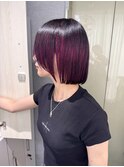 ミニボブ 前上がりボブ 顔まわりレイヤー ワインレッド