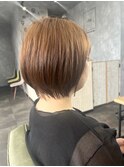 ショートボブ