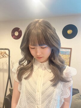 【uta】ミルクティーグレージュ