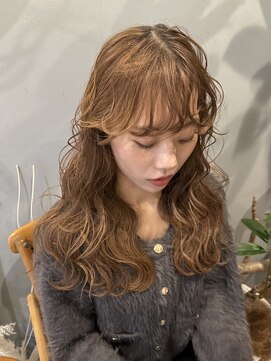 ディーエックス スリー(Dxxxx III) ベージュカラー×ニュアンス REI