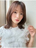 外ハネミディアム/くびれレイヤー/ココアベージュ/艶カラーp大宮