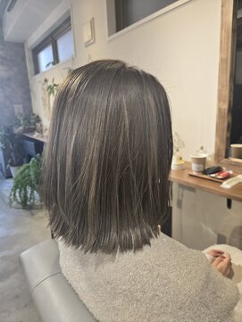 ウィート(wheat) レイヤーボブ×アッシュブラウン