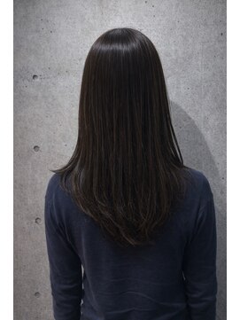 テラ(terra) 透け感バング×地毛風カラー