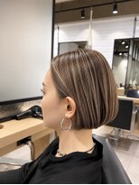 フォーク(FOLK) YAMATO 極細ハイライトで魅せる大人の透明感ベージュボブ