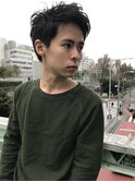 黒髮無造作ショート