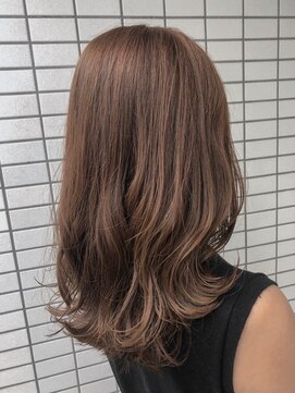 アペル(APARE) ♪ツヤベージュ×セミディ♪